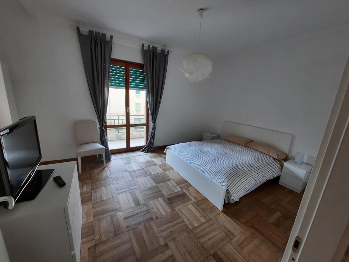 Casa Romeo Appartamento Con Posto Auto フィナーレ・リーグレ エクステリア 写真