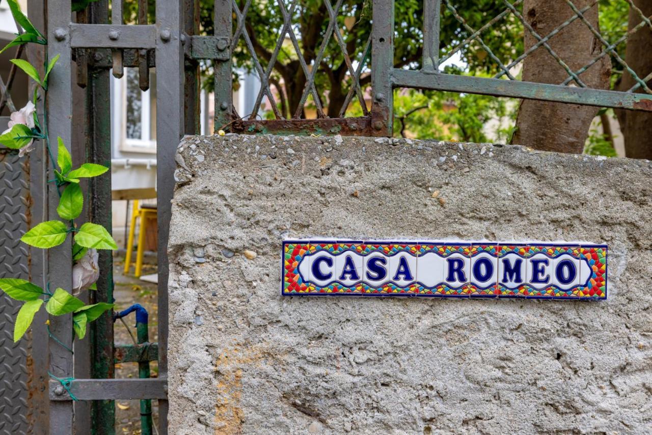 Casa Romeo Appartamento Con Posto Auto フィナーレ・リーグレ エクステリア 写真
